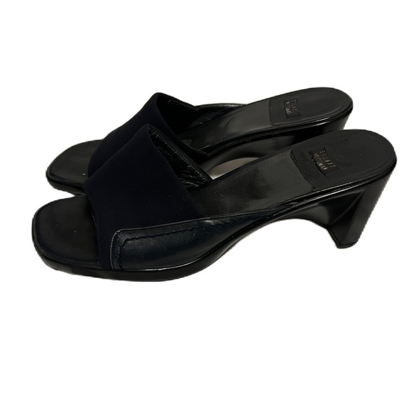Stuart Weitzman Navy Mules Modern Minimalist Design - Picture 2 of 3